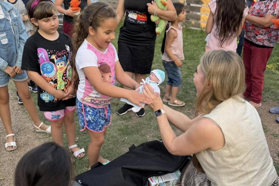 You can deliver smiles to children by taking an Allies bag on your next trip.
